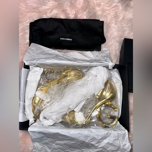 DOLCE & GABBANA Sculpted-Heel Metallic Leather sandals - Picture 6 of 16